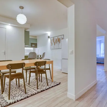 The Five Seasons Appartement Corbeil-Essonnes