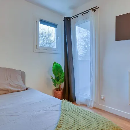 The Five Seasons Appartement